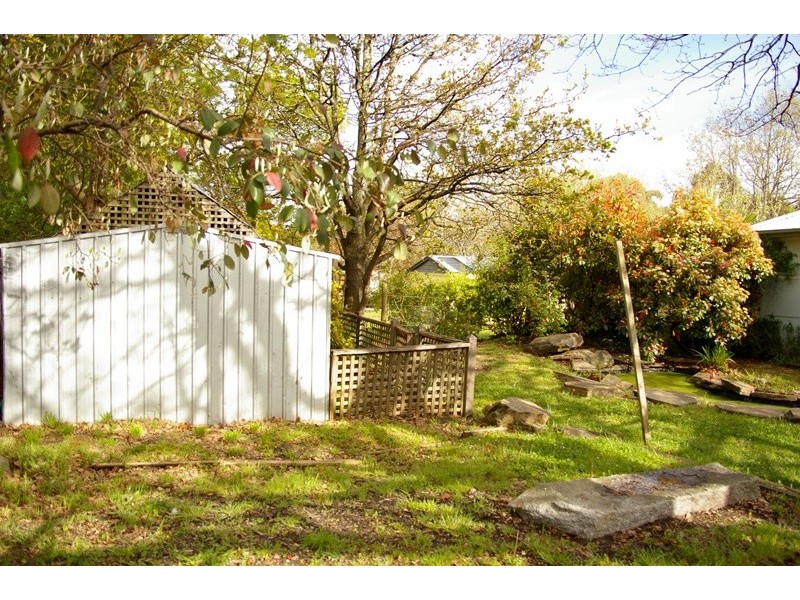 1909 Mount Macedon Road, Woodend VIC 3442