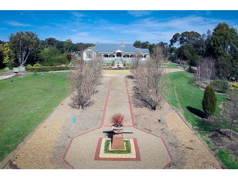 348 BOLGERS LANE, Newham VIC 3442