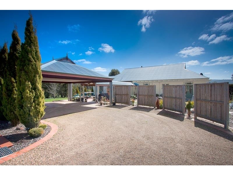 348 BOLGERS LANE, Newham VIC 3442