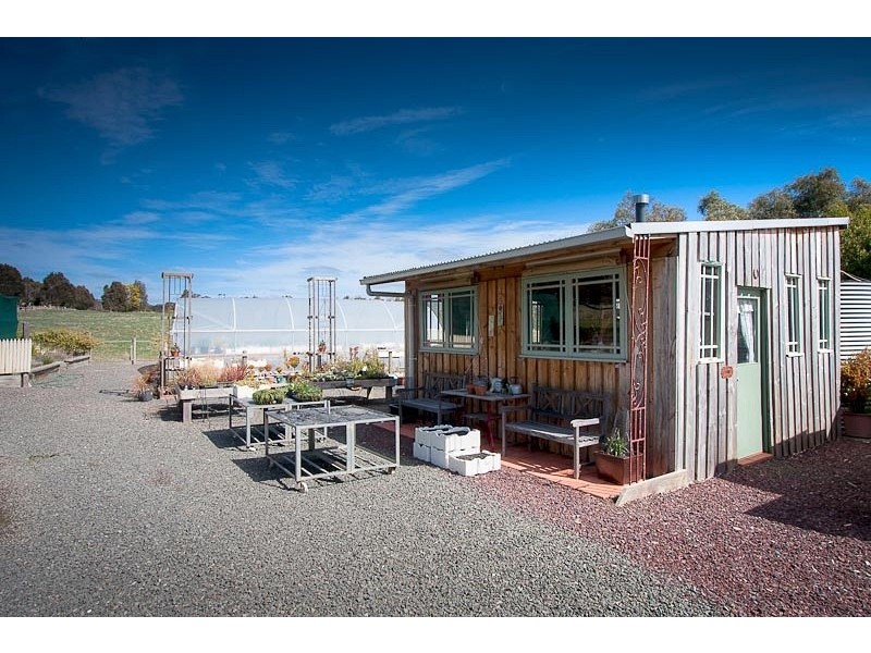 348 BOLGERS LANE, Newham VIC 3442