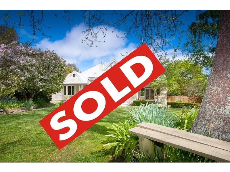 11 Old Lancefield Road, Woodend VIC 3442