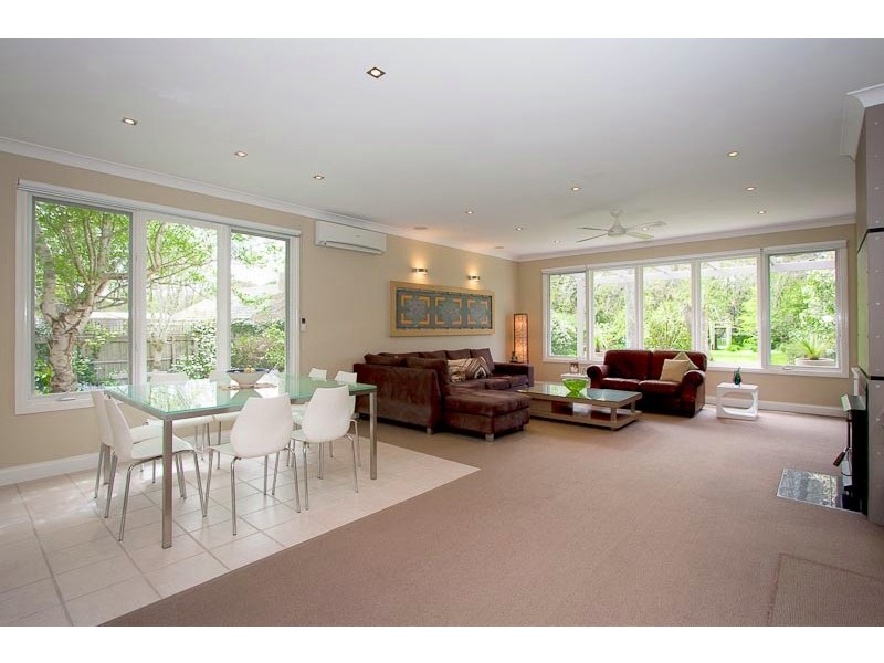 11 Old Lancefield Road, Woodend VIC 3442