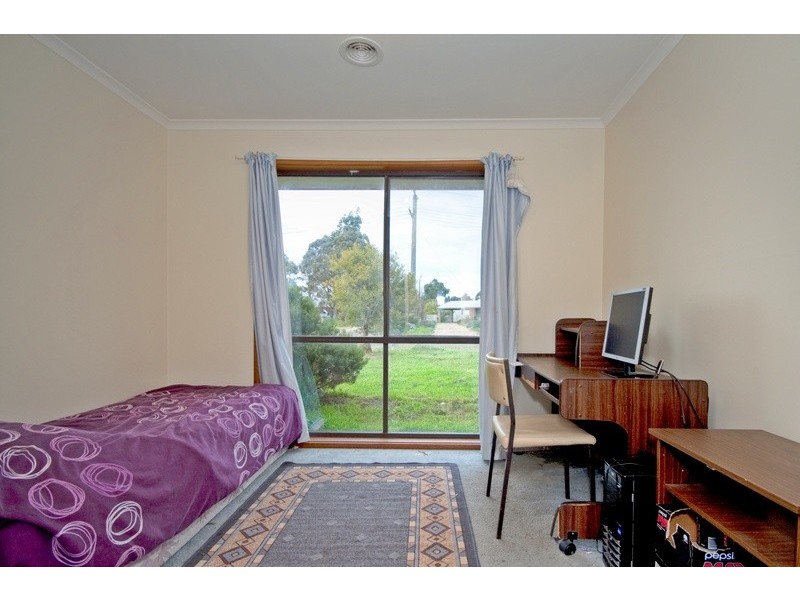 45 Coleraine Drive, Romsey VIC 3434