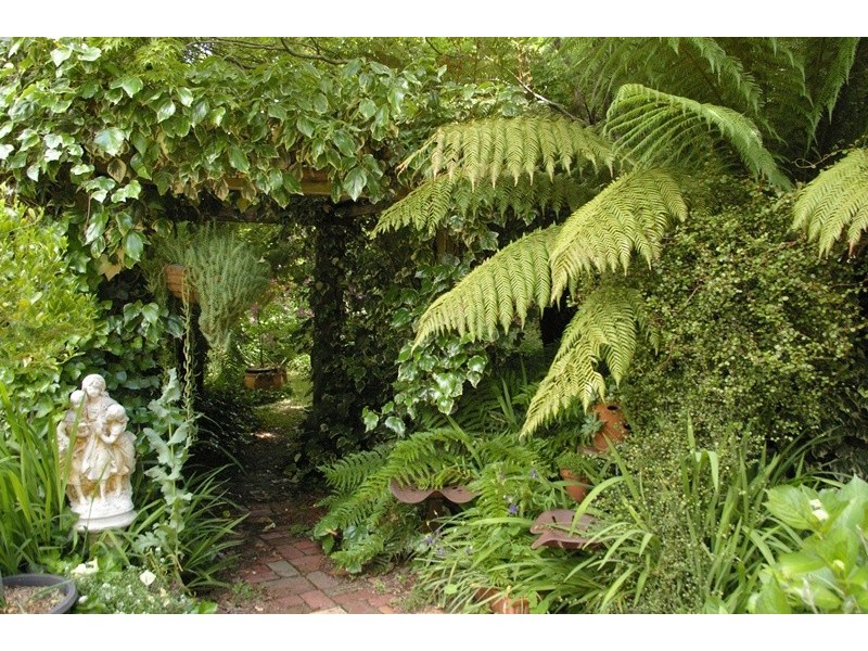 46 High Street, Woodend VIC 3442