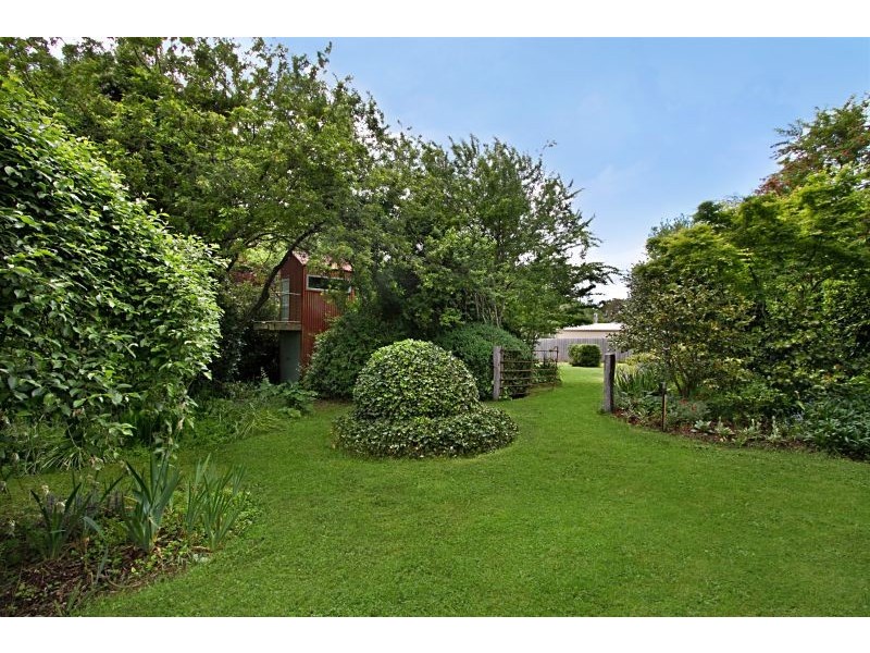 46 High Street, Woodend VIC 3442