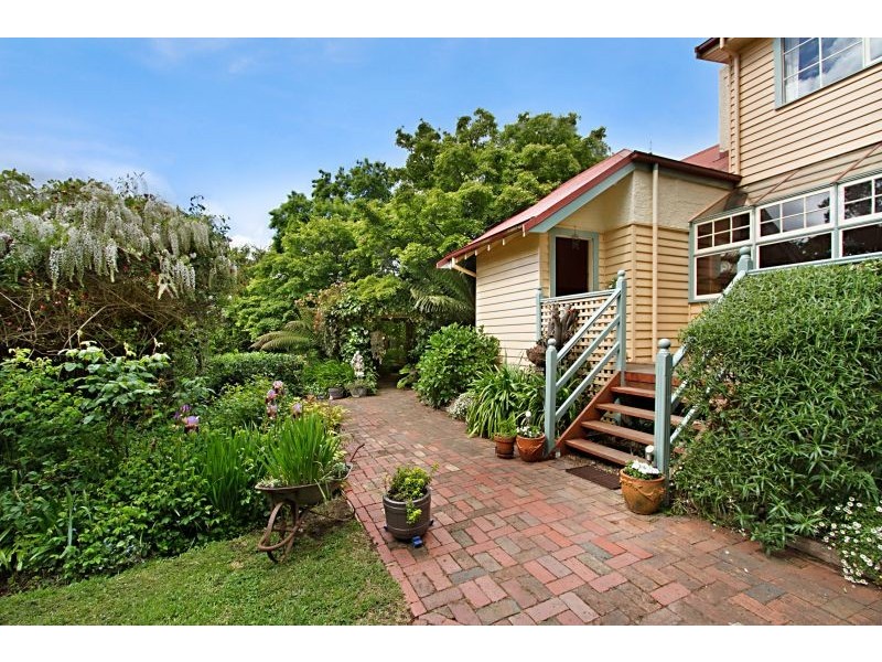 46 High Street, Woodend VIC 3442