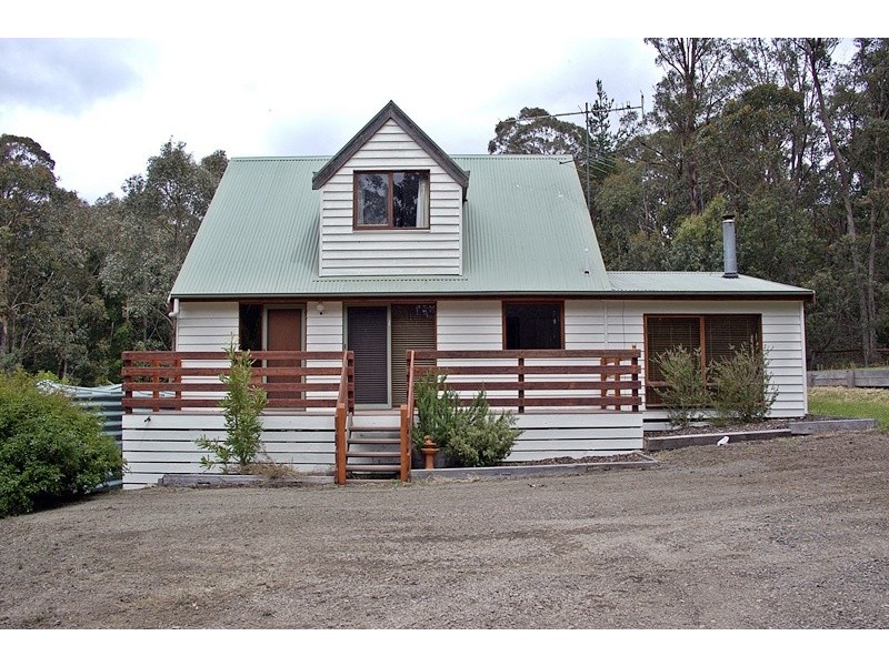 76 Greig Court, Woodend VIC 3442