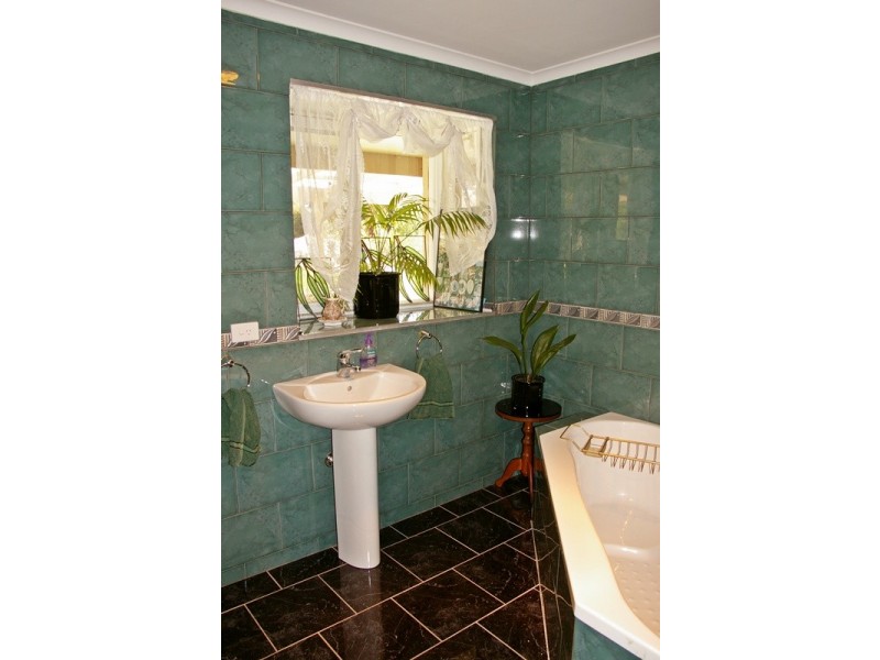 9 Ewing Street, Tylden VIC 3444