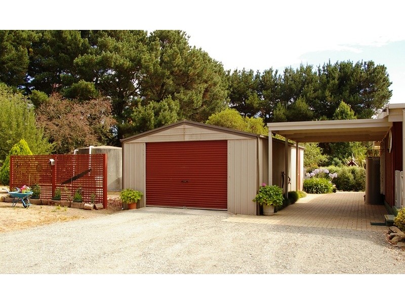 9 Ewing St. (Tylden via Woodend), Woodend VIC 3442