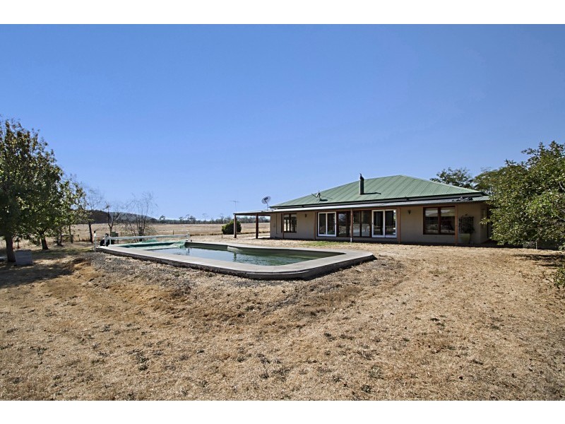 183 JAMES LANE (Cadello via Woodend), Cadello VIC 3442