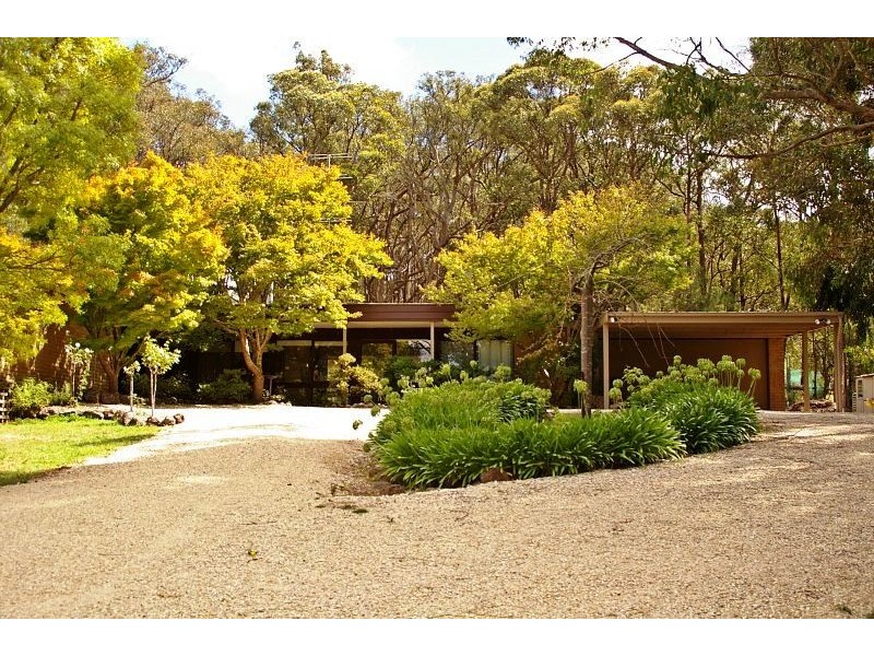 70 Hoburd Drive, Woodend VIC 3442