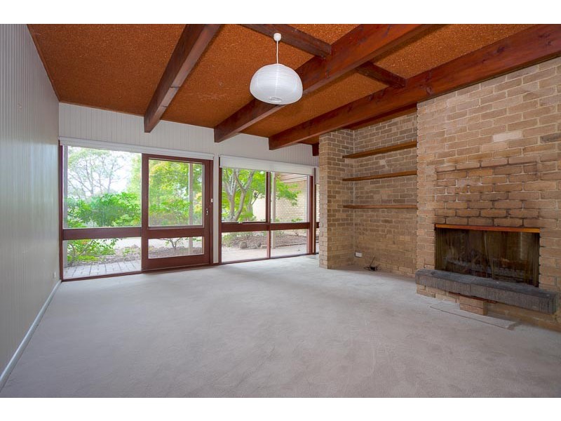 70 Hoburd Drive, Woodend VIC 3442