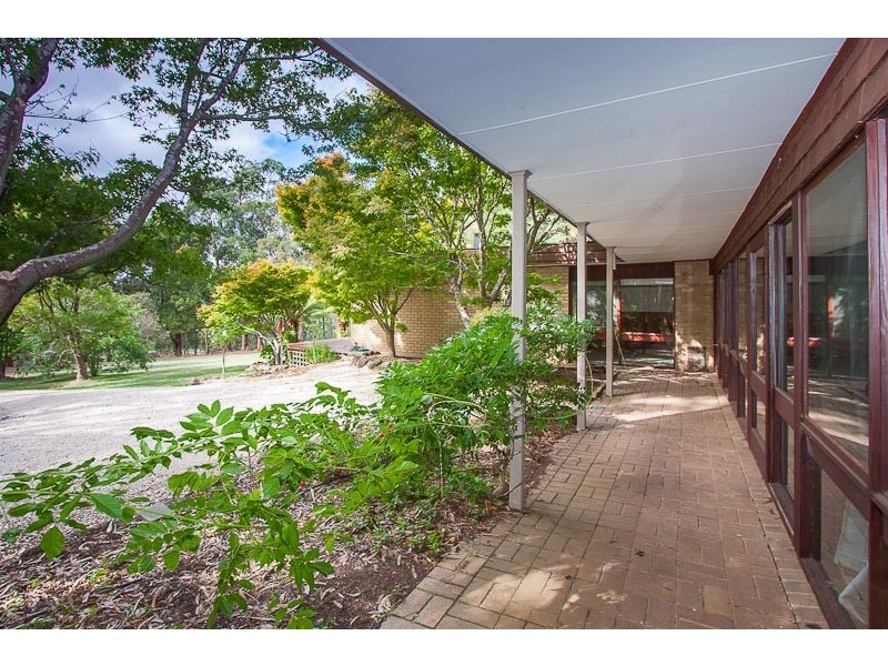 70 Hoburd Drive, Woodend VIC 3442