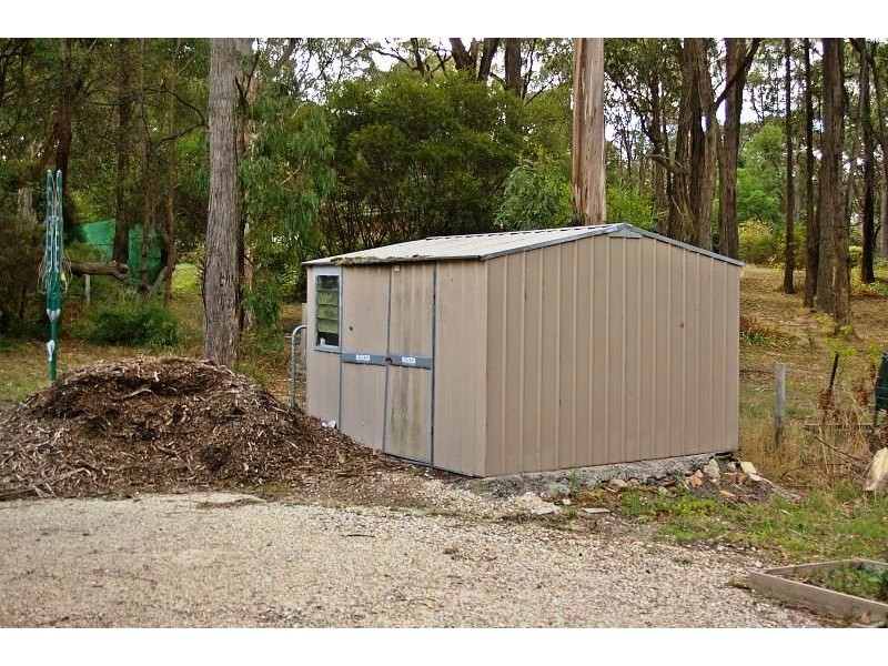 70 Hoburd Drive, Woodend VIC 3442