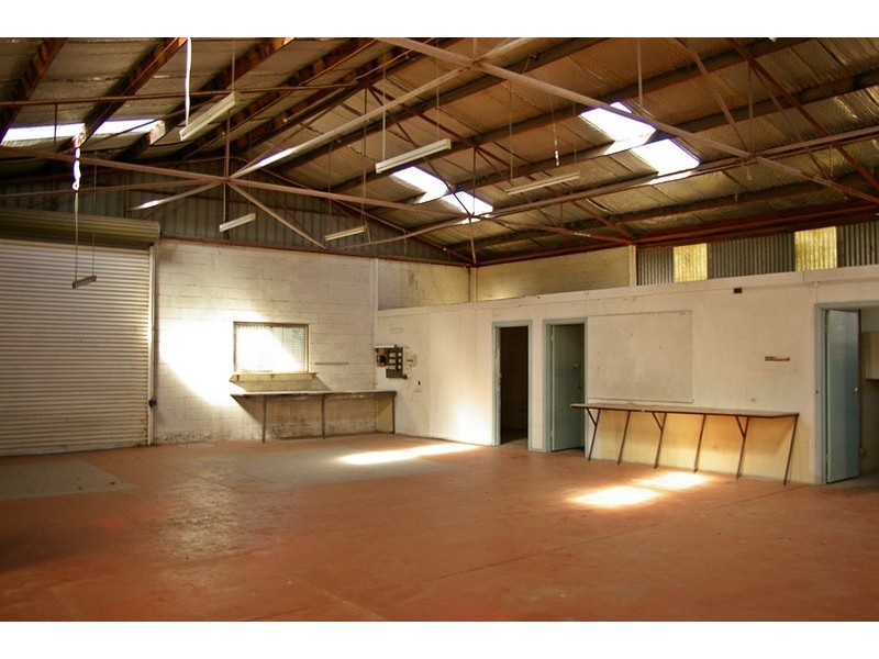 65 Urqhart Street, Woodend VIC 3442