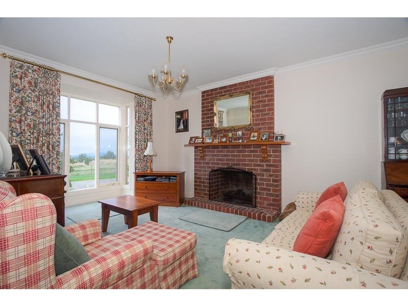 25 Mill Road, Romsey VIC 3434
