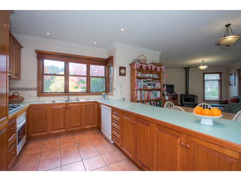 25 Mill Road, Romsey VIC 3434