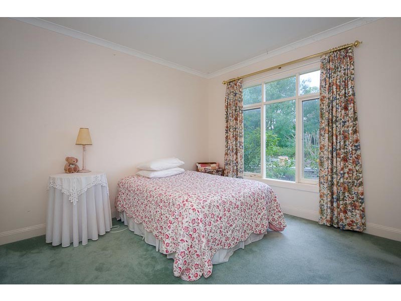 25 Mill Road, Romsey VIC 3434