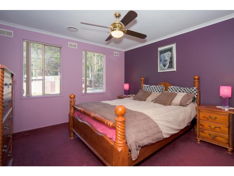 55 Boldiston Road, Woodend VIC 3442
