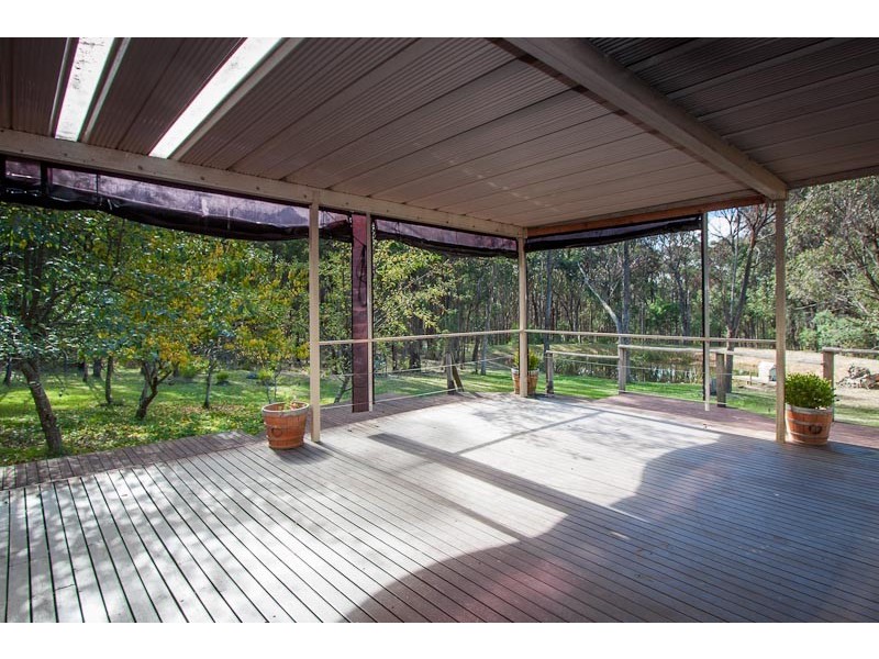 55 Boldiston Road, Woodend VIC 3442
