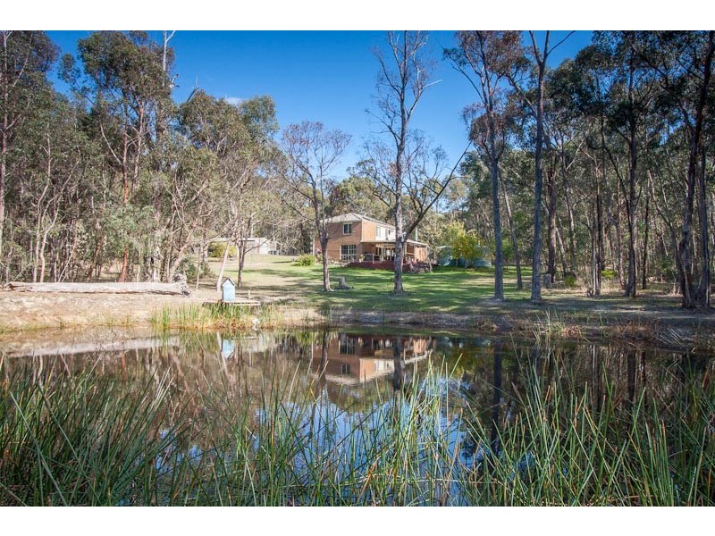 55 Boldiston Road, Woodend VIC 3442