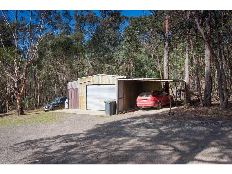 55 Boldiston Road, Woodend VIC 3442