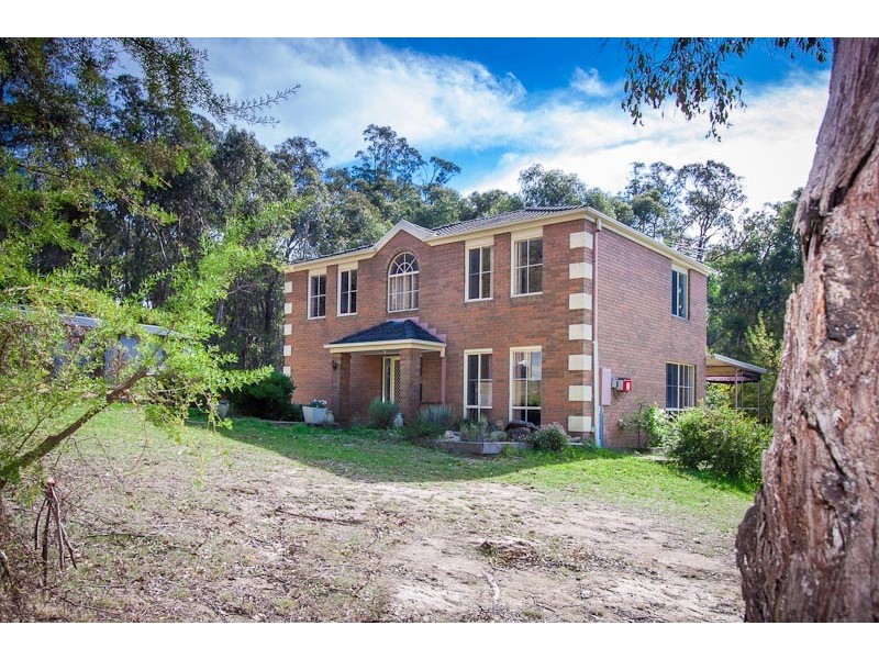 55 Boldiston Road, Woodend VIC 3442