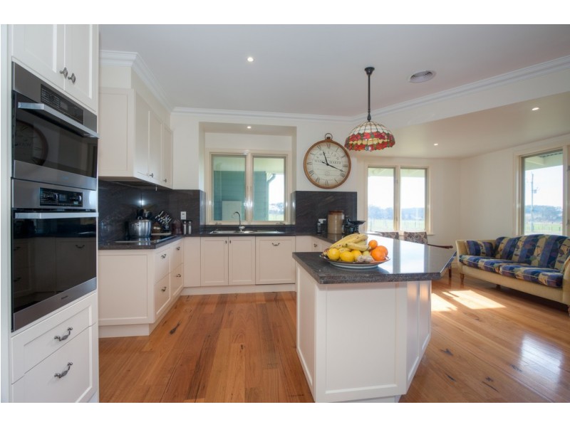 84 CASEY ROAD via WOODEND, Ashbourne VIC 3442