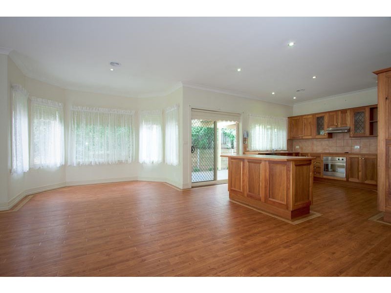 8 Drovers Retreat, Romsey VIC 3434