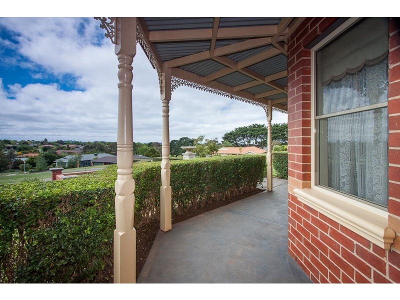 8 Drovers Retreat, Romsey VIC 3434