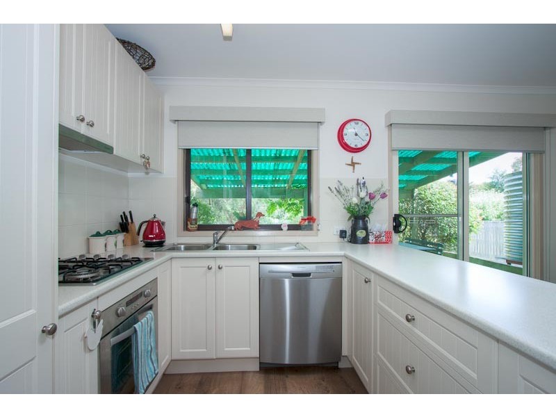 51 High Street, Woodend VIC 3442