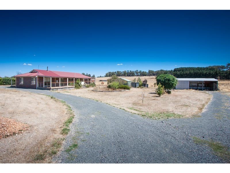 49 Institute Road, Carlsruhe VIC 3442