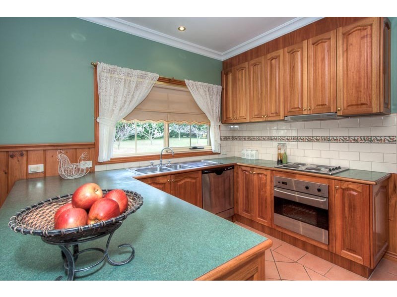 680 Chanters Lane, Tylden VIC 3444