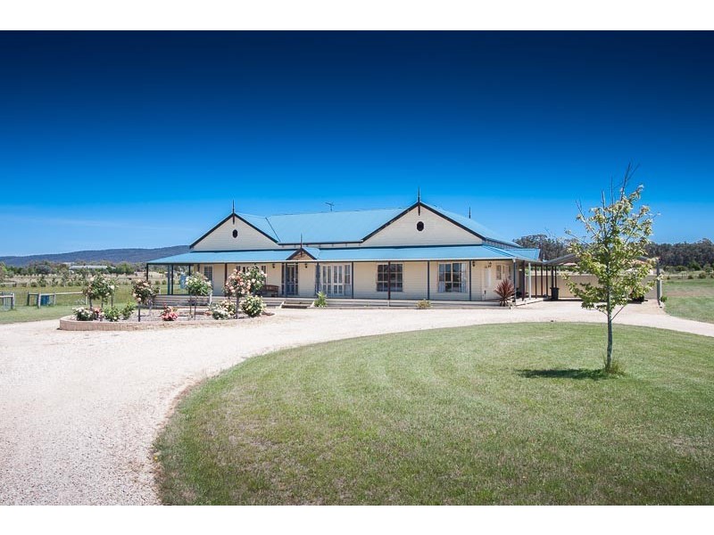 32 King Drive, Lancefield VIC 3435