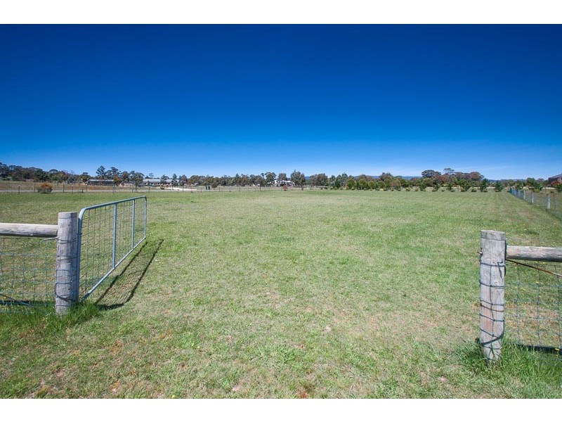 32 King Drive, Lancefield VIC 3435