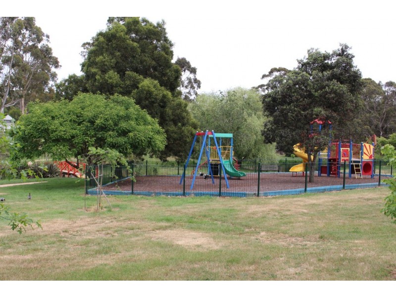 Lot 2/ 2A Bowen Street, Trentham VIC 3458