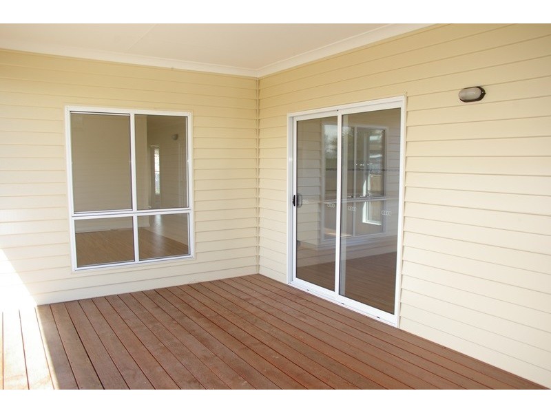 9 Tree Change Way, Woodend VIC 3442
