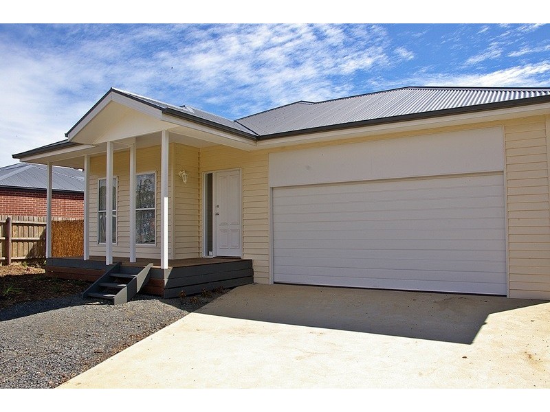 9 Tree Change Way, Woodend VIC 3442