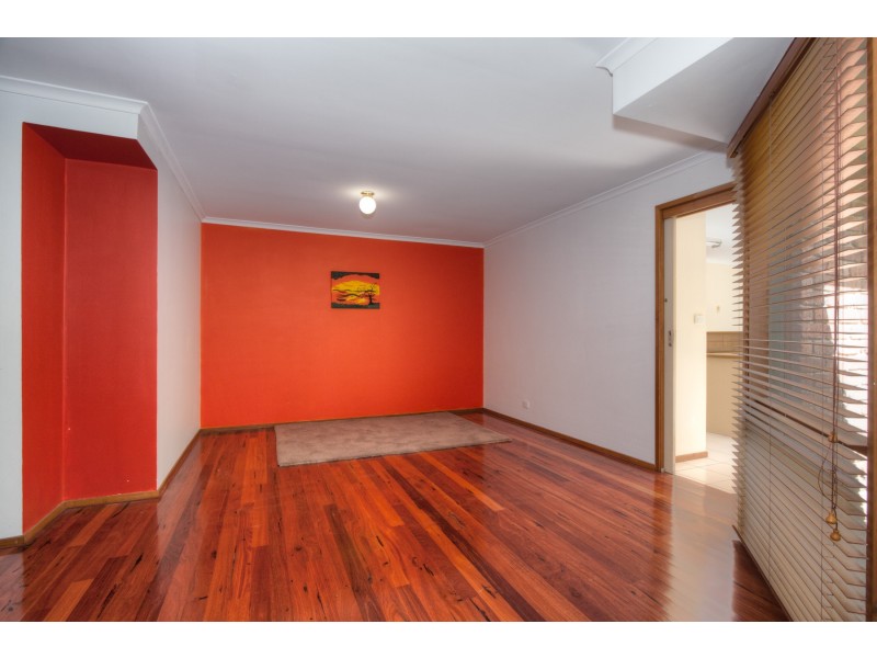 14 Fleming Road, Woodend VIC 3442