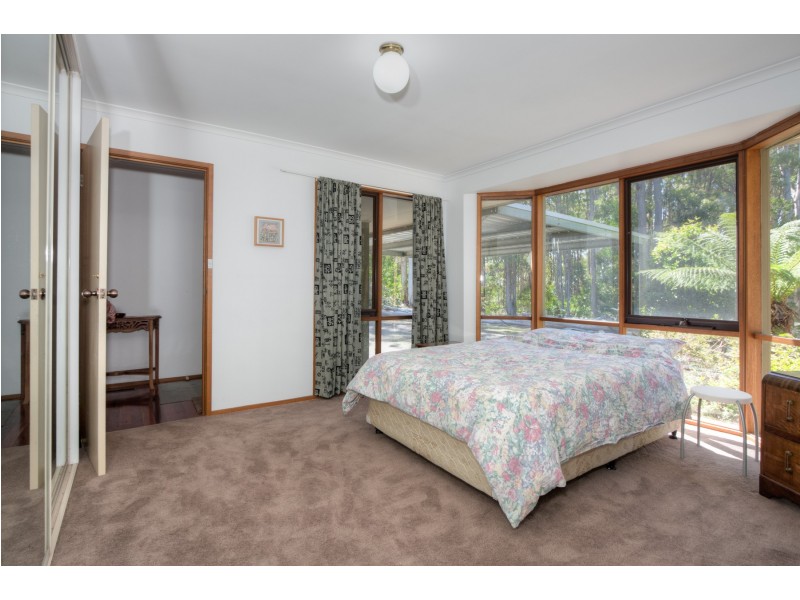14 Fleming Road, Woodend VIC 3442