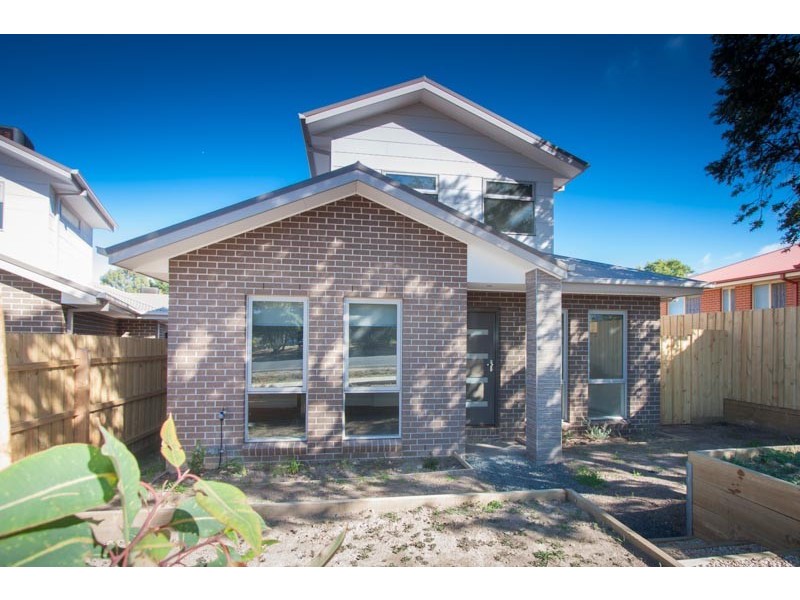 1 and 2 /149 High Street, Woodend VIC 3442