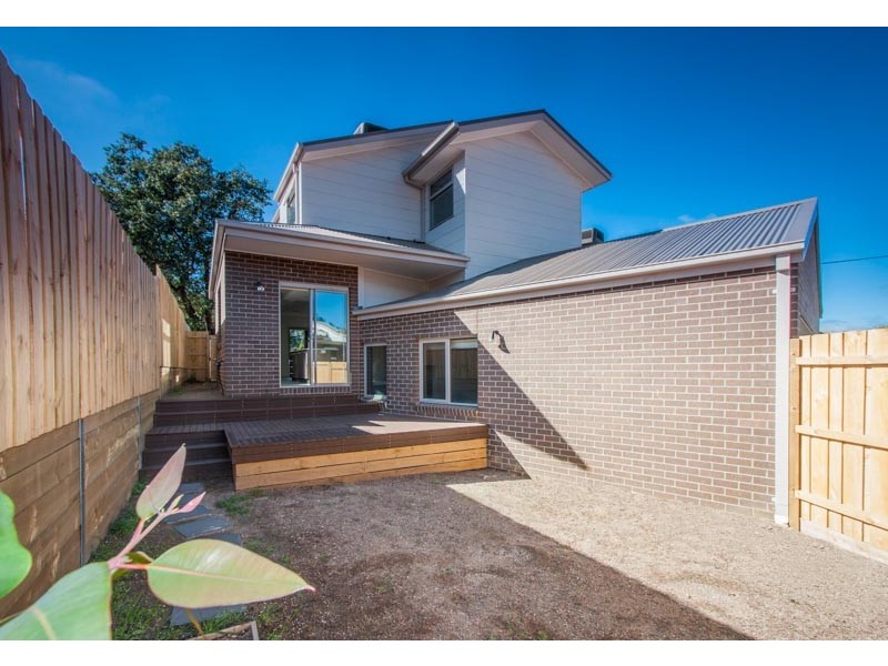 1 and 2 /149 High Street, Woodend VIC 3442