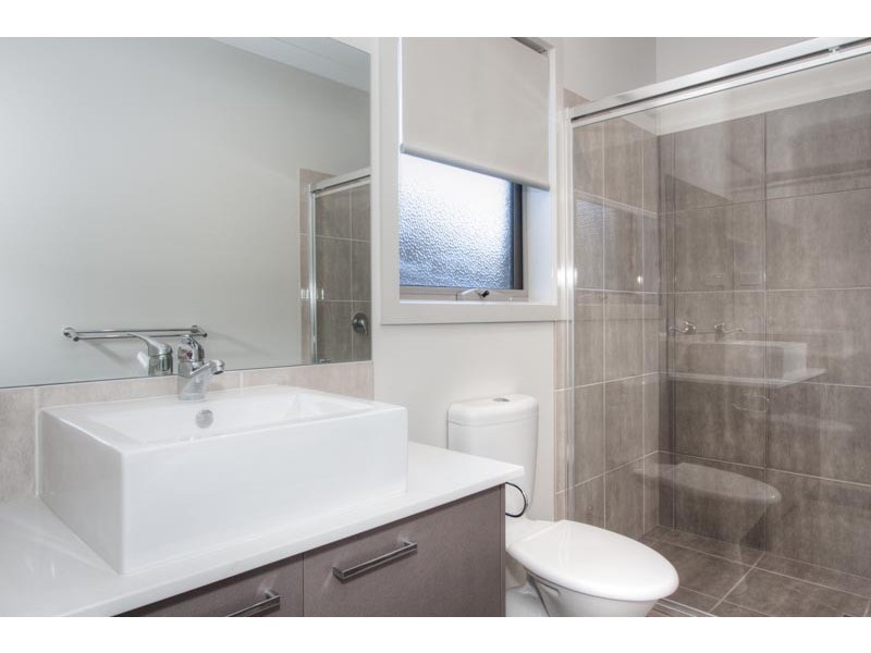 1 and 2 /149 High Street, Woodend VIC 3442