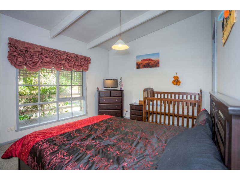 13 Digby Drive, Romsey VIC 3434