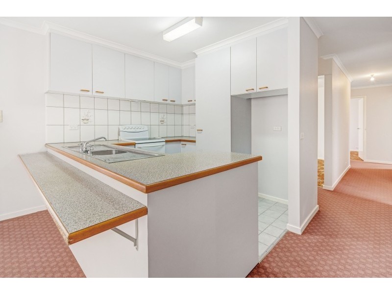 24 Manifold Road, Woodend VIC 3442