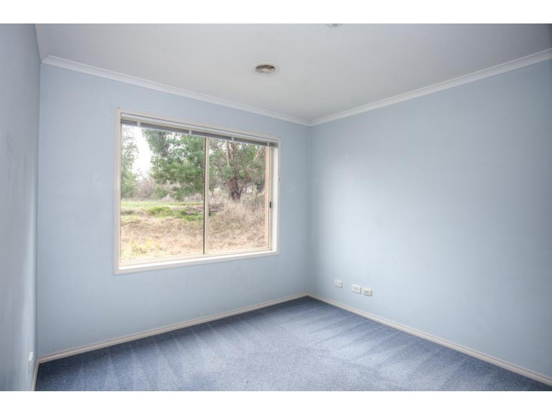 21 Sullivans Road, Woodend VIC 3442