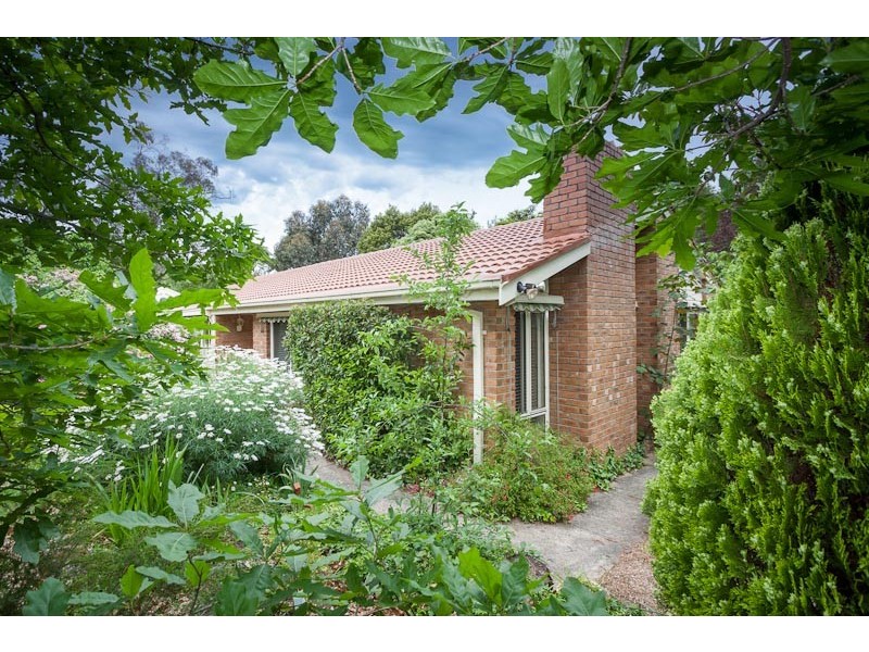 3 Governors Drive, Mount Macedon VIC 3441