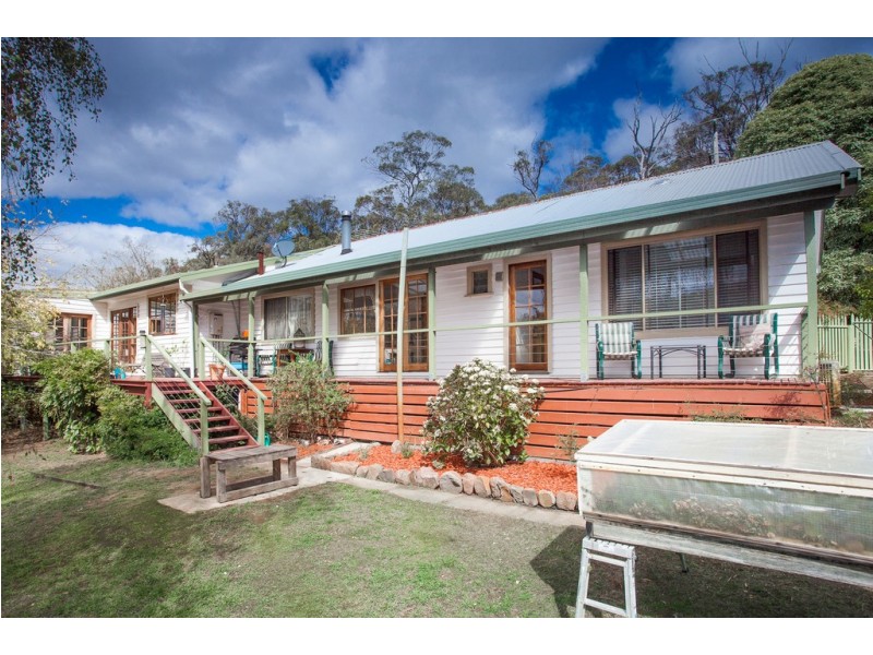 790 Black Range Road, Romsey VIC 3434