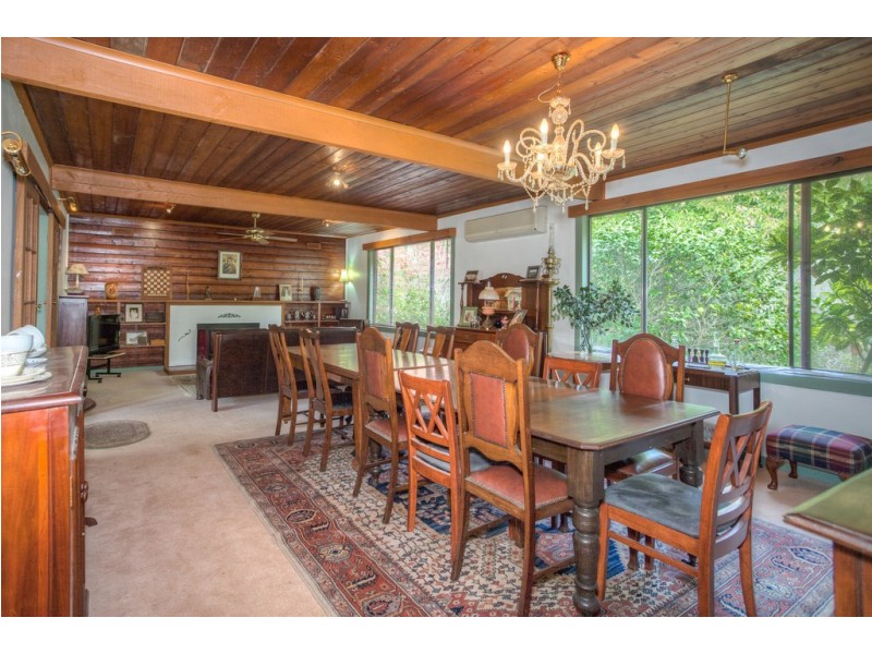 790 Black Range Road, Romsey VIC 3434
