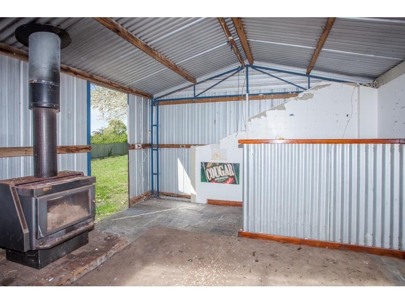 18 Clowes Street, Tylden VIC 3444